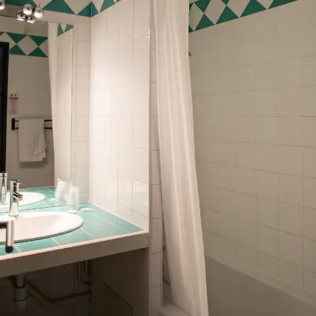 Hotel Le Clos Des Bruyeres