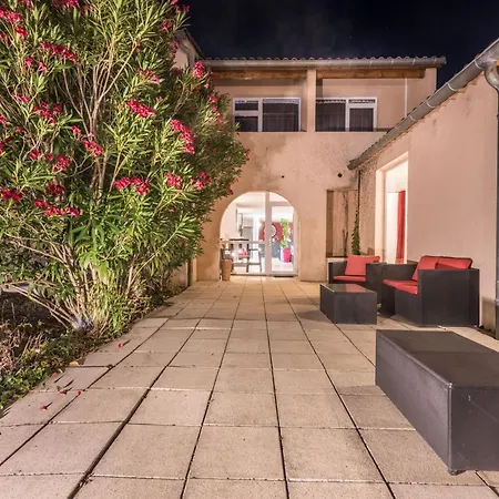 Le Clos Des Bruyeres Hotel 3*