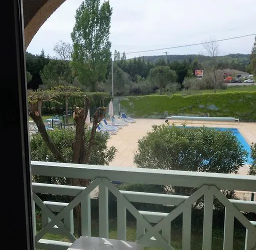 Hotell Le Clos Des Bruyeres Vallon-Pont-dʼArc