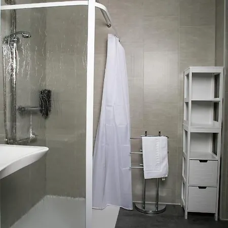 Le Clos Des Bruyeres Hotel