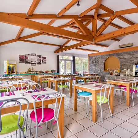 Le Clos Des Bruyeres 3*