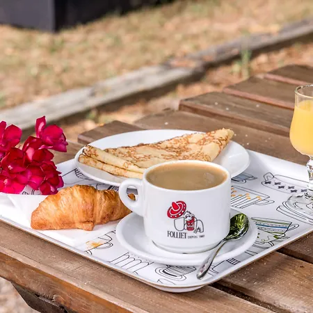 Le Clos Des Bruyeres Hotel 3*