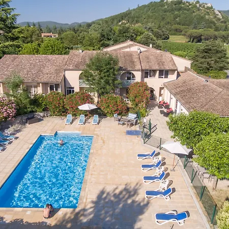 Hotel Le Clos Des Bruyeres 3*