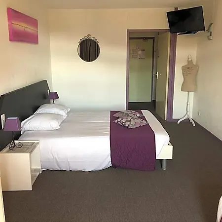Hotel Le Clos Des Bruyères 3*