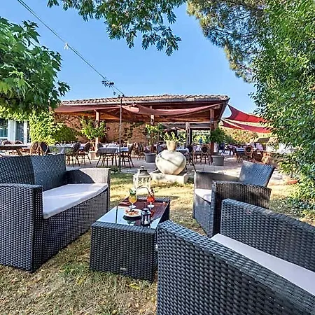 Hotel Le Clos Des Bruyeres