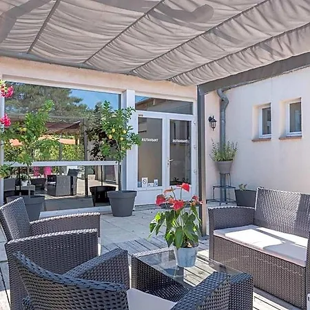Hotel Le Clos Des Bruyeres
